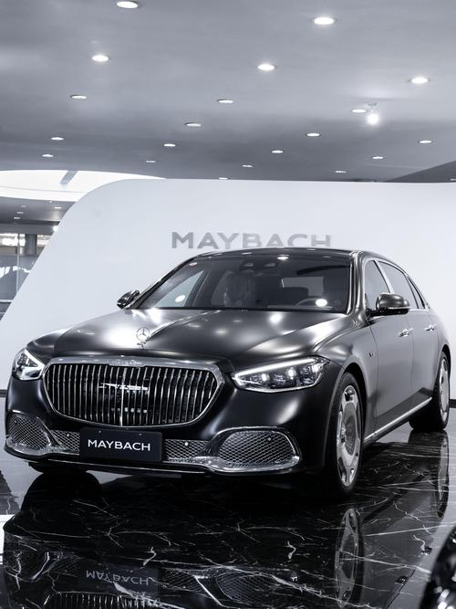 佛山336岚图汽车的售后服务让用户无忧出行，迈巴赫未来的豪华车趋势